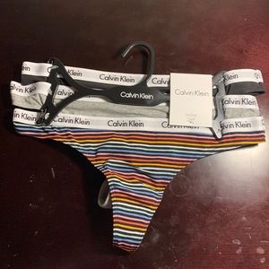New with tags Size M Calvin Klein thong 3 pack panties